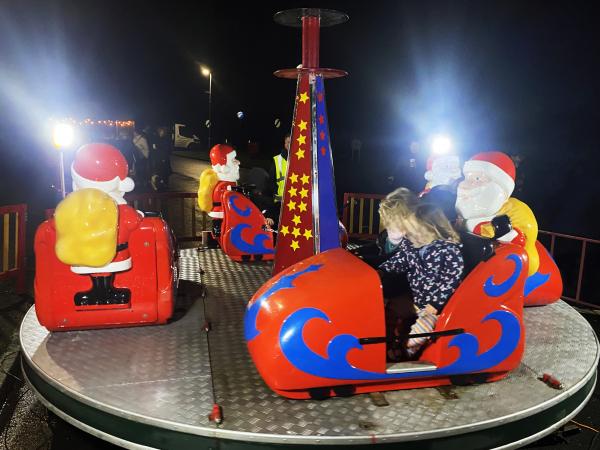 Kiddies roundabout Dec 25Copy
